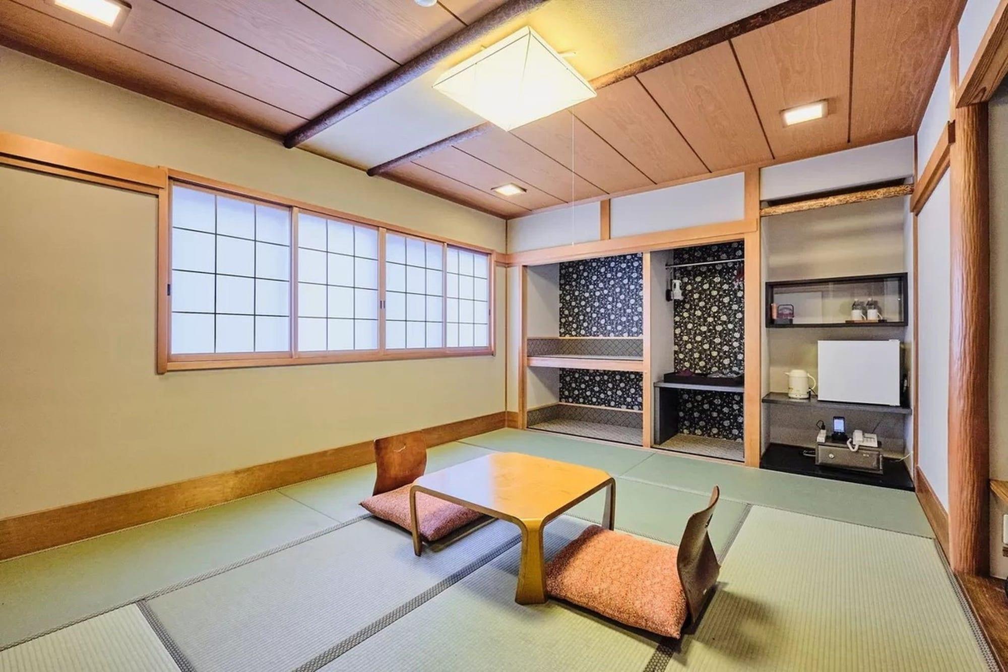 Kyoya Ryokan Nagoya Exteriör bild