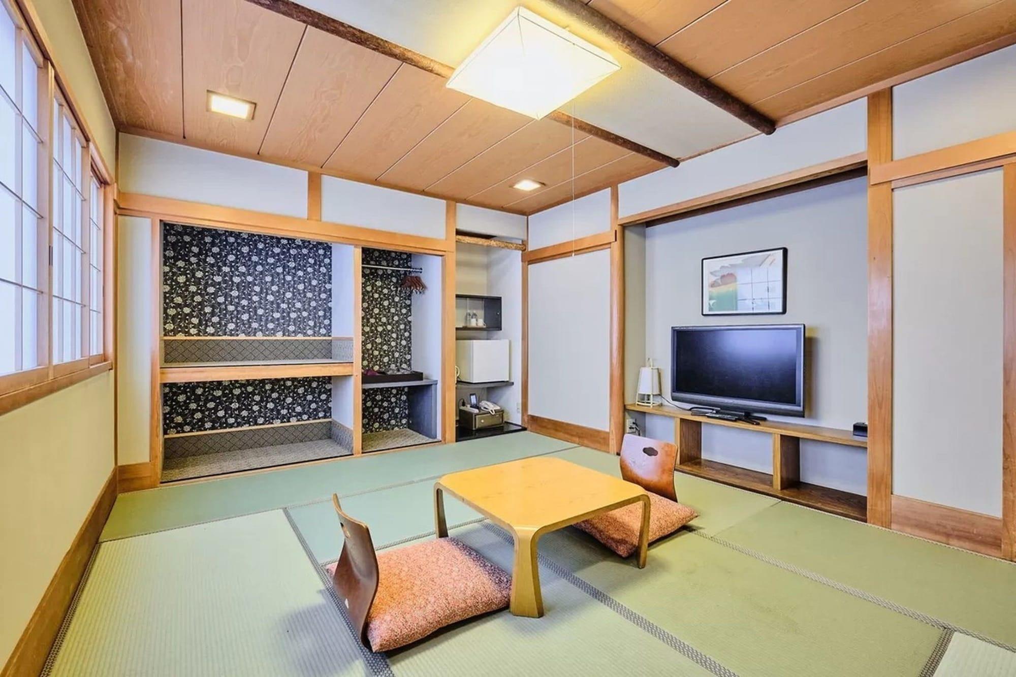 Kyoya Ryokan Nagoya Exteriör bild