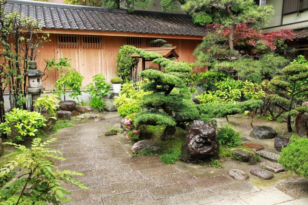 Kyoya Ryokan Nagoya Exteriör bild